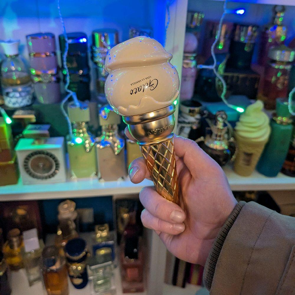 Gelato Viva La Vanilla de Amaran perfume